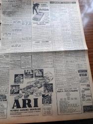 Milliyet Gazetesi - 3 Ocak 1961 - Ulaştırma Bakanı Sıtkı Ulay İstifa Etti - Şekerden Sonra Sigara Fiyatları İndiriliyor - Uşak Olaylarından Sanık 9 Kişi Daha Dün Tevkif Edildi - Kurumlar Vergisi Yüzde 10 Arttırıldı - İstanbul Üniversitesi Rektörü Sıddık Sami Onar 20 Gün İzin Aldı - Salim Başol Dün Ankara'dan Döndü - Laos'un Kuzey Bölgesi Kızılların Eline geçti - Belçika'da Hükümet İle Grevciler Radyo Harbine Başladılar - 7 Memba Suyunun Satışı Men Edildi - Çetin Altan Köşe Yazısı - İstanbul Teknik Üniversite Ankara Radyosu Programı - Kurucu Meclise 3 Gün Kala Yazan İbrahim Örs - Abdülcanbaz'ın Maceraları Çizgi Roman Çizen Turhan Selçuk - İstanbul Belediyesi Tarafından Açılan Yahya Kemal'in Kabri Projesi - Cici Can Çizen Bedri - Sahne Aşkları Çizen Leonard Starr - Doğuda Eğitim Davasını Tek Başına Gerçekleştiren Kadın Sıdıka Avar - Johnny Hazard Çizen Frank Robbins - Tombik Çizen Trog - Allahlık Ali Bey Çizen Swan - İzmirspor'lu Güven Beşiktaş'ta Mukavele İmzaladı - Altay Kulübü