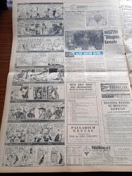 Milliyet Gazetesi - 29 Mayıs 1961 - Anayasası Kabul Edildi - Kore'de Dün 76 Gazete Kapatıldı - 27 Mayıs Devriminin Yıldönümü Kutlandı - Askeri Vasıtadan Atılırken Patlayan Bir Fişek Ruhsar Zırh İsimli Bir Kadını Öldürdü - Diyarbakır'da Bir Petrol Damarı Daha Bulundu - Seyahat Serbestisi Haziran'da Tanınıyor - İstanbul'un 508. Fetih Yıldönümü - Çetin Altan Köşe Yazısı - Bugünkü Burç Falınız - Ankara'da Gece Yapılan 27 Mayıs Kutlamalarında Başkan Cemal Gürsel'de Bulundu - Hedefe Doğru Yeni Bir Adım Anayasa - Abdülcanbaz'ın Maceraları Çizgi Roman Çizen Turhan Selçuk - Yıldız Ve Müşfik Kenter Genco Erkal'la Evdeki Yabancı Komedisinde Fotoğraf - Boncuk Walt Disney - Cisco Kid Çizen Jose Salinas Rod Reed- Allahlık Ali Bey Çizen Swan - Haldun Dormen Tiyatrosu - Ordu Takımımız Dün Hollanda'yı 1 0 Yendi - Dünya Kupası Eleme Maçları İçin A Milliler Bugün Oslo'ya Gidiyor - Atlet Fahir Özgüder Sofya'da Birinci Oldu - Tarihin En Büyük Transferi Yapıldı Barcelona'lı Suarez İtalyan İnternazionale'ye
