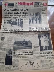 Milliyet Gazetesi - 30 Mayıs 1961 - Siyasi Faaliyet Haftaya Tamamen Serbest Oluyor - Sabık Bakanların Sorgusu Tamamlandı - Ethem Menderes'in Hatıra Defteri Adnan Menderes'i Yine Kızdırdı - Yümnü Üresin Öldü - Diyanet İşleri Bağımsız Oluyor - Hilton Otelinde Yine 70 Kişi Zehirlendi - Çetin Altan Köşe Yazısı - Ateşle Oynayan Kızlar Paris'in Nimfetleri - 27 Mayıs İnkılabı New York'ta Kutlandı - Abdülcanbaz'ın Maceraları Çizgi Roman Çizen Turhan Selçuk - Düşünen Makina Computer'ler Belki Bir Gün İnsanı Da Altedecek - Cici Can Çizen Bedri - Sahne Aşkları Çizen Leonard Starr - Boncuk Walt Disney - Maruf Bey Çizen Martin - Johnny Hazard Çizen Frank Robbins - Cisco Kid Çizen Jose Salinas Rod Reed- Milli Takımımız Dün Norveç'e Gitti - Boksör Fuat Birol Avrupa 3. Slaviç'i Yendi - Dünya Kupası Elemeleri - Milliyet Spor Toto Tahminleri - Futbol Federasyonu Başkanı Muhterem Özyurt - Milli Takım Antrenörü Sandro Puppo - Abdi İpekçi Güreşçilerle Beraber Fotoğraf