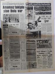 1 Nisan 1974 - Tercüman Gazetesi - Beşiktaş, penaltı golüyle Galatasaray'ın yolunu kesti - Ceza vuruşunu 60. dakikada Vedat attı - Necmi Tanyolaç - Tevfik Ünsi - Fahri Somer - ORhan Ayhan - Metin Oktay -Erdoğan Şenay - Metin Türel ''Beşiktaşlı taraftarla kendimizi affettirdik derken, Birch penaltıda ''Olmaz böyle şey'' diye bağırdı... - Gazete tam değildir sadece 4 sayfası mevcuttur - Tek yaprak arkalı önlüdür