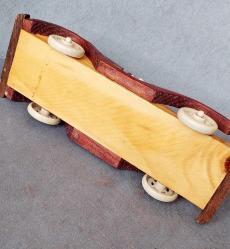 NOSTALJİK AHŞAP ARABA (SİNOP YAZILIDIR)