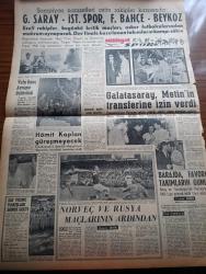 Milliyet Gazetesi - 24 Haziran 1961 - Abdi İpekçi Kore'den Bildiriyor - General Çang'ın Milliyet'e Beyanatı - Milli Birlik Komitesi Bürosu Başkanı Kurmay Binbaşı Ali Armağan Seçimler Davalar Bitmeden Yapılamaz - Samet Ağaoğlu İle Bedii Faik Dün Mahkemede Tartıştı - Parti Mücadelesi Tekrar Şiddetlendi - Başkan Cemal Gürsel Ankara'ya Döndü - İsmet İnönü Radyoda Siyasi Konuşma Yapacak - Kadıköy Vapur iskelesine Turnike Konuyor - Bugünkü Burç Falınız - Hamiyet Yüceses Baltalimanı Belvü'de - Muzaffer Akgün Baltalimanı Belvü'de -  Paris'te Gençlik Çıldırdı Bilanço 5 Kişi Hastahaneye 85 Kişi Hapishaneye - Gönül Yazar Baltalimanı Belvü'de - Abdülcanbaz'ın Maceraları Çizgi Roman Çizen Turhan Selçuk - Adnan Şenses Baltalimanı Belvü'de - Maruf Bey Çizen Martin - Demir Yumruk Çizen John C. Murphy - Tombik Çizen Trog - Allahlık Ali Bey Çizen Swan - Gel Sevişelim Yazan Matthew Andrews Yazı Dizisi - Galatasaray İstanbulspor Maçı - Fenerbahçe Beykoz Maçı - Metin Oktay'ın Transferine İzin
