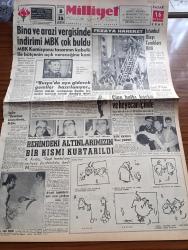 Milliyet Gazetesi - 16 Nisan 1961 - Bina Ve Arazi Vergisinde İndirimi Milli Birlik Komitesi Çok Buldu - Rusya'da Aya Gidecek Gemiler Hazırlanıyor - Feza Adamı Gagarin 1000 Gazeteciye İntibalarını Anlattı - Rehindeki Altınlarımızın Bir Kısmı Kurtarıldı - Maliye Bakanı Kemal Kurdaş Zayıf Bankaların Tasfiyesi Durduruldu - CHP Genel Başkanı İsmet İnönü Kadınlara Mesaj Gönderdi - İstanbul Olayı Tanıkları Bitti - Gagarin'in Feza Seyahatine Ait İlk Resim Dün Basına Verilmiştir - Cemiyet Haberleri Yazan Leyla Erduran - Bugünkü Burç Falınız - Çetin Altan Köşe Yazısı - İstanbul'da 8 Ekmek Fabrikası Kuruluyor - Abdülcanbaz'ın Maceraları Çizgi Roman Çizen Turhan Selçuk - Türkiye'ye 2500 Kilo Uranyum Yakıtı Verildi - Halit Kıvanç Köşe Yazısı - Johnny Hazard Çizen Frank Robbins - Allahlık Ali Bey Çizen Swan - Hayır Doktor Hayır Yazan Margueritte Lees Yazı Dizisi - Bakırköy'de 74 Torun Sahibi Olan 110 luk Bir Kadın Nesso Nine Yaşıyor - Londra'da İç Çamaşırları Defilesi - Galatasaray Karşısında Beykoz
