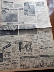 Milliyet Gazetesi - 1 Mayıs 1961 - Kartal'da Kurtalan Ekspresine Bindiren Banliyö Treninin 4 Vagonu Birbirine Geçti 14 Ölü 44 Yolcu Yaralı - Tren Kazası Fotoğraf - Tren Kazasında Ölenler - Trenin İkinci Vagonunda Bulunan Feriköy Hürriyet Ateşi Gençlik Kulübü - Abdi İpekçi Köşe Yazısı - Yuvarlak Masa Toplantısına Yazan Çetin Altan - Denizcilik Bankasının Sus Gemisi Tamir İçin 3 Yıldır Bekliyor - DYO Boya - Ayın Adamı Yahudi Kasabı Adolf Eichmann - Ayın Olayı Yuri Gagarin'in Fezaya Gidişi - Ayın Diğer Olayları Küba Harekatı Ve Cezayir'deki İsyan - Maruf Bey Çizen Martin - Cisco Kid Çizen Jose Salinas Rod Reed-- Tombik Çizen Trog - İtfaiyesi Olmayan Tunceli'nin Çarşısı Dün Tamamen Yandı - Milli Birlik Komitesi Osman Köksal Devrime Leke Sürenlere İhtarda Bulundu - Basketbol Milli Takımımız Çekleri 77 70 Mağlup Etti - Galatasaray Recep Adanır'ın Golü İle Galip Geldi - Spor Toto Neticeleri - Beşiktaş 1 Altınordu 0 - Beykoz İzmir'den 3  Puanla Dönüyor - Milli Ligde Puan Cetveli