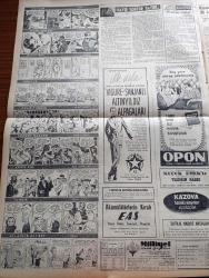 Milliyet Gazetesi - 3 Mayıs 1961 - Dün De Bir Felaket Günüydü Yangın+ Trafik Kazası - Yağmur Yağdığından Dün Fezaya Adam Atılamadı - 110 Bin İşçi Toplu İhtilaf Çıkaracak - Hürriyet Gazisi Hüseyin Onur Ayrı Kaldığı Üniversitesine Kavuştu - Yassıada'da Dün Bir Tanık Tevkif Edildi - Seçim Kanunu Dün Yürürlüğe Girdi - Fidel Castro Diktatörlüğünü Halka Tasvip Ettirdi - Çetin Altan Köşe Yazısı - İşte Vatan Cephe'lilerin İç Yüzü Yazan Çetin Altan - Fezaya Gidecek İlk Amerikalı Shepart Kendime Güveniyorum Dedi - Abdülcanbaz'ın Maceraları Çizgi Roman Çizen Turhan Selçuk - Hayır Doktor Hayır Yazan Margueritte Lees Yazı Dizisi - Cici Can Çizen Bedri - Sahne Aşkları Çizen Leonard Starr - Boncuk Walt Disney - Cisco Kid Çizen Jose Salinas Rod Reed - Tombik Çizen Trog - Allahlık Ali Bey Çizen Swan - Milli Ligin Kaderini Tayin Edecek Maç Fenerbahçe Beşiktaş Maçı 19 Mayıs Stadında Saat 21 de - Fenerbahçe Beşiktaş Maçını Hakkı Gürüz İdare Edecek - Beşiktaş Amerika'ya Gitmekten Vazgeçti - Sandro Puppo
