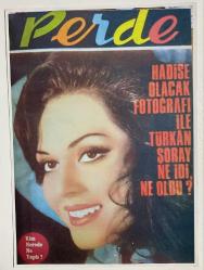 TÜRKAN ŞORAY FOTOĞRAFI, TIPKI BASIM, 35 x 25 cm EBADINDA,KALİTELİ KUŞE KAĞIT BASKI