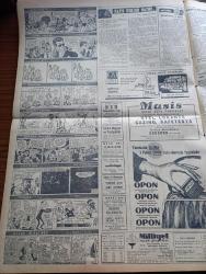 Milliyet Gazetesi - 5 Mayıs 1961 - Hukuk Fakültesi Duvarına Orak Çekiç Çizildi - Cilt Kanserine Karşı İlaç Bulan Doktor Baha Kitapçı Çalışıyor - Recai Seçkin Yüksek Seçim Kurulu Başkanı - Silahtarağa Elektrik Santrali Sabotajcılarının Duruşmasına Dün Başlandı - Anayasanın Tümü Dün Kabul Edildi - Yassıadadan Dün Altı Sanık Tahliye Edildi - 555 K'nın Yıldönümü - Adnan Menderes'i Geçen Yıl Bugün Kızılay Meydanında Gençlik Yuhalamıştı - Aktör Gary Cooper'in Durumu Ümitsiz - Türkiye Ve Komünizm 1  Yazan Çetin Altan Köşe Yazısı - Abdülcanbaz'ın Maceraları Çizgi Roman Çizen Turhan Selçuk - Cici Can Çizen Bedri - Sahne Aşkları Çizen Leonard Starr - Maruf Bey Çizen Martin - Boncuk Walt Disney - Demir Yumruk Çizen John C. Murphy - Johnny Hazard Çizen Frank Robbins - Cisco Kid Çizen Jose Salinas Rod Reed-- Tombik Çizen Trog - Allahlık Ali Bey Çizen Swan - Jawa Motosiklet - İtalyan Hoca Sandro Puppo Beşiktaş'la Dün Alakasını Kesti - Galatasaray Fenerbahçe Maçının Ankara'da Oynanmasını İstedi