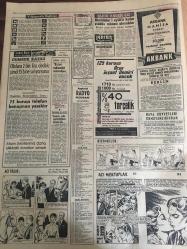 HÜRRİYET GAZETESİ 12 AĞUSTOS 1965 YIL :18 SAYI :6208-- Kezzap yüklü kamyonla çarpışan otobüsteki :23 Yolcu eriyerek öldü---Jandarma kılığına giren şakiler 2 resmi ,3 sivil vasıtayı soydular --Hasan Işık :Kıbrıs Türklerinin Hakkı Çiğnenemez --Şair Muhip Dranas Adalet Partisine Girdi --Patlayan bir sandık Dinamit ,4 kişinin ölümüne  mal oldu ---Türk Başbakanının turistik seyahat yapmadığı anlaşıldı ---4 Kişinin öldüğü oto kazasından yalnız hamile bir kadın kurtuldu ---Fransız Mağaracı Silifke de Cehennem Obruğuna indi --Ege Pesen Film : 1965-1966 Yılı Harikalar Harikası Listesini Sayın Sinemacılara İftarla Sunar ----Hep O Şarkı : Zeki Müren , Belgin Doruk ---Önceleri ,kulübe gelirken korkumdan gözlüklerimi çıkarıyorum ---Spor -Toto Turnuvası Cumartesiye Başlıyor ---Galatasaray la anlaşan Mustafa Yürür  antrenmana çıktı --Şenol ve Birol bu hafta oynamıyor ---Ordu  atı binicilik müsabakaları ---Beşiktaş :1 Vefa :0---Öldürün beni ,bu acıya dayanamayacağım --