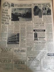 HÜRRİYET GAZETESİ 12 AĞUSTOS 1965 YIL :18 SAYI :6208-- Kezzap yüklü kamyonla çarpışan otobüsteki :23 Yolcu eriyerek öldü---Jandarma kılığına giren şakiler 2 resmi ,3 sivil vasıtayı soydular --Hasan Işık :Kıbrıs Türklerinin Hakkı Çiğnenemez --Şair Muhip Dranas Adalet Partisine Girdi --Patlayan bir sandık Dinamit ,4 kişinin ölümüne  mal oldu ---Türk Başbakanının turistik seyahat yapmadığı anlaşıldı ---4 Kişinin öldüğü oto kazasından yalnız hamile bir kadın kurtuldu ---Fransız Mağaracı Silifke de Cehennem Obruğuna indi --Ege Pesen Film : 1965-1966 Yılı Harikalar Harikası Listesini Sayın Sinemacılara İftarla Sunar ----Hep O Şarkı : Zeki Müren , Belgin Doruk ---Önceleri ,kulübe gelirken korkumdan gözlüklerimi çıkarıyorum ---Spor -Toto Turnuvası Cumartesiye Başlıyor ---Galatasaray la anlaşan Mustafa Yürür  antrenmana çıktı --Şenol ve Birol bu hafta oynamıyor ---Ordu  atı binicilik müsabakaları ---Beşiktaş :1 Vefa :0---Öldürün beni ,bu acıya dayanamayacağım --