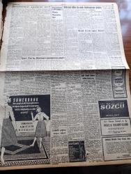 Dünya Gazetesi - 30 Aralık 1960 - Memur Maaşlarına Dair Yazan Falih Rıfkı Atay Köşe Yazısı - Cemal Gürsel Dün Basın Toplantısı Yaptı - Türk Tipi Kamyon Fabrikası Kurma İmkanı Araştırılıyor - Üniversiteler Üyelerini Seçtiler - Devlet Ve Hükümet Başkanı Cemal Gürsel'in Seçeceği Üyeler Belli Oldu - Yılbaşı Dolayısıyla Yassıada'da Salı Gününe Kadar Duruşma Yok - Evet'lerin Hayır'ların Antigone'si Yazan Adnan Benk - Antigone Türkçesi Orhan Veli Kanık Sahneye Koyan Yıldız Kenter Oyuncular Genco Erkal Sadri alışık Müşfik Kenter -  Cezayir'de Dün Yeni Karışıklıklar Oldu - Atatürk Devri Hatıraları - Sahneden İdam Hücresine Yazan Sadi Tek Yazı Dizisi - Lindi Çizgi Roman - Roy Rogers Çizgi Roman - Yargıç Parker Çizgi Roman - Dr. Çat Çizen Bozz - Ali İpar - Fatin Rüştü Zorlu - Hakkı Yeten Beşiktaş Kazanacak Dedi - Turgay Şeren'in Durumu Bugün Anlaşılacak - Müzahir Sille Ve Tan Tarı'ya Müsaade Edilmedi - Hentbol Şampiyonası - Galatasaray Kampta - İzmirspor altınordu Ve Göztepe Kampta