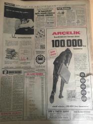 HÜRRİYET GAZETESİ 5 EKİM 1967 YIL :20 SAYI :6982--Evlatlık gittiği Almanya da işkence yapılıp tanınmayacak hale getirilen Nahide iyileşti ve aşık oldu --Kurtlu buğday işi ortalığı karıştırdı ---Dereli :Medeni Kanun düşmanlığı başladı dedi --Kıbrıslı Rumlar Savunma Bakanı Osman Örek in yeğenini kaçırıp üç gün hapsettiler --Demirel  ' İlmi Araştırmalar için 3 Milyar Lira Harcanacak --Tahta bacak Erdal ,çaldığı otomobille gezerken yakalandı --İki homoseksüel İngiliz İtalya da uygunsuz vaziyette  yakalandı ---Nuri Sesigüzel --Kemal Film :1967-1968 Film Listesini İftarla Sunar ---Takımların saha da tur atmaları yasak edildi --Amatör takımı Lağvederim ---Atina Basını Fenerbahçe yi Methediyor ---5 Liralık Peruka Bile Var --Yunan cuntasına kafa tutan  kadın gazeteci evinde hapsedildi --Denktaş ,Kıbrıs Davasının Yeni Bir Planla Ele Alınmasını İstedi ---Evlat edinmek isteyen zengin Amerikalı kız seçimine bugün başlıyor ---