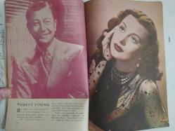 Yıldız Haftalık Aktüalite Sinema Tiyatro Müzik ve Magazin Dergisi - 1945 Yıllığı - 11 Aralık 1945 - Dünkü ve Bugünkü Hollywood - 1944'da Ölenler, Boşananlar, Sevişenler, Ölenler - Bahar - Aktüalite - Lilli Marlene - Shirley nasıl büyüdü? - Frank Sinatra - Beyaz Perde Kraliçeleri - Taylor'un Ninesi - 1944 de Filmciliğimiz Rakım Çalapala - Robert Young - 1944 de Neler gördük? - 1945 de neler göreceğiz? - En Genç - En İhtiyar - Roy Rogers - Banyo Tavsiyeleri - Perdenin Anne ve Babaları - Dinah Shore - Hollywood'da Mülteciler - Yaz - En Son Modaları - Beyaz Perdede Cazcılar - Yeni Çiftler - Boyanacak Resimler - Hollywood Aileleri - Tarihi Daniel - Sonbahar - Hollywood Kantini - Güzel Saçlar - Kim kimi taklit ediyor? - Kış - Hedy'de Ne Var? - Marlene Dietrich - Hikaye ve Roman - Şeytan Tüyü - Bir Genç Kız Ne Zamana kadar haya lkurabilir? - Çingene güzeli - Metindeki tablolar - Myrna Loy - Linda Darnell - Alan Ladd - Margerite Chapman - Rezan Özkonuk - Cezmi Tarık - Tam Takım Dergi