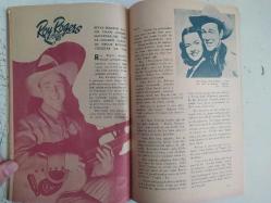 Yıldız Haftalık Aktüalite Sinema Tiyatro Müzik ve Magazin Dergisi - 1945 Yıllığı - 11 Aralık 1945 - Dünkü ve Bugünkü Hollywood - 1944'da Ölenler, Boşananlar, Sevişenler, Ölenler - Bahar - Aktüalite - Lilli Marlene - Shirley nasıl büyüdü? - Frank Sinatra - Beyaz Perde Kraliçeleri - Taylor'un Ninesi - 1944 de Filmciliğimiz Rakım Çalapala - Robert Young - 1944 de Neler gördük? - 1945 de neler göreceğiz? - En Genç - En İhtiyar - Roy Rogers - Banyo Tavsiyeleri - Perdenin Anne ve Babaları - Dinah Shore - Hollywood'da Mülteciler - Yaz - En Son Modaları - Beyaz Perdede Cazcılar - Yeni Çiftler - Boyanacak Resimler - Hollywood Aileleri - Tarihi Daniel - Sonbahar - Hollywood Kantini - Güzel Saçlar - Kim kimi taklit ediyor? - Kış - Hedy'de Ne Var? - Marlene Dietrich - Hikaye ve Roman - Şeytan Tüyü - Bir Genç Kız Ne Zamana kadar haya lkurabilir? - Çingene güzeli - Metindeki tablolar - Myrna Loy - Linda Darnell - Alan Ladd - Margerite Chapman - Rezan Özkonuk - Cezmi Tarık - Tam Takım Dergi