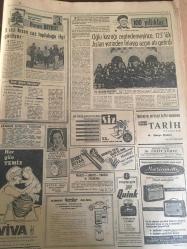 HÜRRİYET GAZETESİ 1 MAYIS 1966 YIL :19 SAYI:6465--Mehmet Turgut Küplere Bindi --Türkiye de Atom Silahlarının Tetiği Elimizde ---10 Kişinin tecavüz ettiği kadını Konyalılar buket vererek  uğurladılar ---Karadeniz de Rusların 95 Bin Tonajlık Deniz Kuvveti Var --Erkek delisi genç kız  Atlantiğin ortasında  meydana çıkarıldı --Bıçaklanan genç kanı aka aka kendini vuranı kovaladı ---Azılı hırsız ,bir  komiser iki polisin arasından sıyrılıp kaçtı ---Çingene kızını öpen arabacı 3 ay ceza yedi ---Kıskanç bir koca karısı ile aşığının kafalarını kesip komiserin masasına koydu ---Ferah Film : 1-Ölüm Temizler ,2-Sokaklar Yanıyor --Fenerbahçe -Beşiktaş --A.Gücü :6  İzm.Spor :1---Vefa 2-1 galip --Beykoz :1 Feriköy :1--PTT :3 Altay :0--DDY de Yüksek Dereceli 2 Memur Görevden Alındı --Lefkoşa da Rum Kesiminde Bir Bomba Daha Patlatıldı --3 Akraba genç hasımlarını öldürdü --