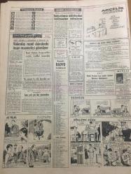 HÜRRİYET GAZETESİ  19 EKİM 1965 YIL :18 SAYI :6276---Yunan Basını Kıral Konstantin İstanbul a Kampanyasına Başladı --Rumlar ,Ada Türklerinin Er Geç Sefalete Boyun Eğeceklerini Umuyor ---Ürgüplü :Makarios  kan dökerse bombardıman değil her şey olur ---Mavi Işıklar Vokal Grubu Şefliği Mahkeme Kararı İle Sıraya Kondu ---Hanzade şahane kadın insan onu bir tabloya bakar gibi seyrediyor --Trafik kazasında on yolcu öldü ---Aşırı şişmanlık barsak kısaltılarak gideriliyor ---Kılıç :Galatasaray yavaş yavaş forma giriyor ---Namzet Kadrolar Kampta ---Fenerbahçe nin antrenörü neticeden memnun --5 Kız 5 erkek 10 çocuktan sonra 53 yaşında bir daha doğurdu --Kocalarınıza çirkin taraflarınızı göstermeyiniz ---MP Grubu Bugün Bölükbaşını nın İstifası İçin Toplanacak --Spor -Toto da 13 ve 12 tutturan yok --