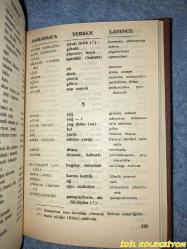 ANATOMİ SÖZLÜĞÜ VE TÜRK ANATOMİ TERİMLERİ / LATİNCE - TÜRKÇE - OSMANLICA / DR. ZEKİ ZEREN / İSTANBUL ÇELİKCİLT MATBAASI /  LATİNCE - TÜRKÇE - OSMANLICA KİTAP-Yazarından doktor meslektaşına orijinal ıslak imzalı.