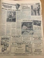 HÜRRİYET GAZETESİ 3 TEMMUZ 1965 YIL :18 SAYI:6163 --Kahvehaneyi artık 60 yaşında Mazal Nine çalıştırıyor ---332 Milyon Dolarlık Mal İthal Edilecek ---Gecekondu Peygamberi Emniyete en Kolay Duayı Bile Okuyamadı ---Petrol için CHP li iki Mebus dün Sille -tokat kavga etti ---Kuveyt e dün koç yumurtasını ile beyin ihraç ettik ---Tarım ilaçları fabrikasında dün de grevci işçiler ile jandarma çatıştı ---Milyoner kadınlardan Benedici şoförden ayrılıp fakir bir polisle evlendi ---Clay ,Mısırlı Bir Garson Kıza Aşık Olmuş ---9500 asker koruduğu  hava alanını 25 çeteci altüst etti ---Ercan ,Fenerbahçeli Oldu --Basri nin jübile maçı bu gece oynanıyor ---Ordu futbol takımımızın  galibiyeti sevinç yarattı --Fenerbahçeli Ergun Avusturya ya gitti --Truvalı Helen i Zerrin Arbaş oynayacak --SAP ve KAP Partilerinin Seçim Propagandası Tekirdağ ı altüst etti ---Harpokulu talebeleri de affedilecek --