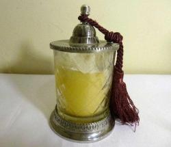 Kristal kesme camlı mumluk. Kapaklı. Y:15cm. Ağız çapı:7cm