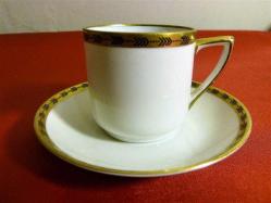 H&C Chodau imzalı fincan ve tabak ağzı altın vermeyli porselen çift kahve fincanı Y:5,5 cm.