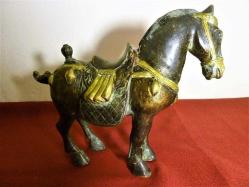 Bronz el yapımı at heykeli. Y:20 cm. Boy. 24cm..