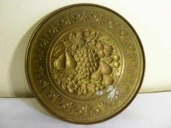 Pirinç meyve desenli duvar tabağı Ç.30 cm.