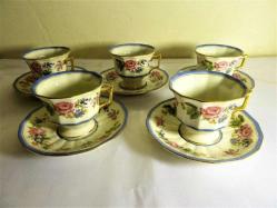 Limoges imzalı el boyaması 5 ad. porselen çay ve kahve fincanı ve tabağı. 19 Y.y.