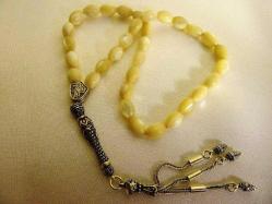 Gümüş imameli ve gümüş püsküllü, usta işi, 33'lük sedef tesbih. Püskül dahil. 30cm.