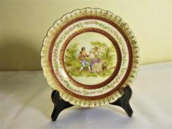 Viyana porselen imzalı el boyaması duvar tabağı. 19.Y.y. Y:15cm.