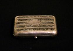 Rus gümüşü  84 savatlı sigara tabaka kutusu. Damgalı. 120 gr.  9,5x5,5cm.