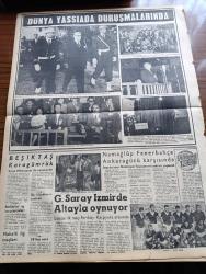 Dünya Gazetesi - 21 Ekim 1960 - Adalete Dair Düşünceler Yazan Falih Rıfkı Atay Köşe Yazısı - Gümrüklerde Otomobil Satışları - Salim Başol'un İhtarı - Nedim Ökmen'in Avukatı Dün Suçu Celal Bayar'a Yükledi - Yassıada'da Bugünkü Duruşma - 6 7  Eylül Olayları Davası - Sanıklar Adnan Menderes Celal Bayar Fatin Rüştü Zorlu Fahrettin Kerim Gökay Alaeddin Eriş Kemal Hadımlı Oktay Engin - Yassıada'dan İntibalar Yazan Hayri Alpar - Ferit Sözen'in Aldığı Haraçlar - Tiyatro Müzik Resim Sinema Yazan Adnan Benk - İhtiras Yolu Yazan Mutthew Peters Yazı Dizisi - Vali Refik Tulga Dün Gençleri Aydınlattı - Yabancı Gazetelerden Haberler Köşesi - Sandra Çizgi Roman - Roy Rogers Çizgi Roman - Lindi Çizgi Roman - Yargıç Parker Çizgi Roman - Dr. Çat Çizen Bozz - Dünya Gazetesi Yassıada Duruşmalarında Fotoğraflar - Namağlup Fenerbahçe Ankaragücü Karşısında - Beşiktaş Karagümrük Yarın Mithatpaşa'da Oynuyorlar
