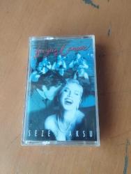 SEZEN AKSU * DÜĞÜN ve CENAZE * KASET ALBÜM * KIRMIZI BANDROLLÜ * AMBALAJINDADIR (SIFIR)