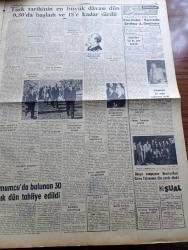 Cumhuriyet Gazetesi - 15 Ekim 1960 - Türk Tarihinin En Büyük Davası Dün 9,30 da Başladı Ve 18'e  Kadar Sürdü - Yassıada Duruşmaları - Adnan Menderes Sendeleyerek Yürüyor - Yassıada İntibaları Ne Yaptılar Yazan Cevat Fehmi Başkut - Yassıada İntibaları Nasıldılar Yazan Yaşar Kemal - Celal Bayar'ık Gözlerinde Kin Doluydu - Öğleden Sonra Köpek Davası Başladı Netice Bugüne Kaldı - Yassıada Duruşmasından Fotoğraflar - Sabah Şarkısı Yazan Taylor Caldull Yazı Dizisi - Bay Oscar Karikatür - Profesör Nümbüs'ün Maceraları Çizgi Roman - Soyvetler Birliği Başbakanı Hrutçef Amerika'dan İyi Bir Ruh Haleti İçinde Ayrıldım Dedi - Devlet Tiyatroları Genel Müdürü Cüneyt Gökçer Beraat Etti - Burhan Felek Köşe Yazısı - Hürriyet Partisinin Tekrar Kurulmasına Müsaade Edilmiyor - Resimli Roman Başkasının Günahı Çizen Yves Sayol - İstanbul Bölge Müdürü S. Selahattin Cihanoğlu 10 Yılın Raporunu Verdi - Fenerbahçe Karşıyaka Maçı - Fenerbahçe Atletizm Takımının Kıymetli Elemanı Günay Tomakan Evlendi - Galatasaray