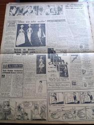 Cumhuriyet Gazetesi - 29 Aralık 1960 - Nezaret Altında Bulunan 65 Kişinin İsimleri Açıklandı - Mühim Bir Edebi Hadise Ölümünden 4 Yıl Sonra Reşat Nuri Güntekin'in Bir Romanı Bulundu - İstanbul Temsilciliklerinin Hepsini CHP Adayları Kazandı - Profesör Tarık Zafer Tunaya - Devlet Ve Hükümet Başkanı Cemal Gürsel İç Olaylarla İlgili Bir Demeç Verdi - Uşak Hadiseleri Sanıkları İçin 20 Yıla Kadar Hapis İsteniyor - Topkapı Olayları Günü Teybe Alınan Bir Telsiz Muhaberesi Dinletildi - 60 Sabıkın Gayrımeşru Serveti 12 Milyon Lira - 147'lerle İlgili Kanunun 5. Maddesi Kaldırılıyor - Atatürk'e El Uzatan Köy Öğretmeni Nasıl Yakalandı - 10. Köy Yazan Fakir Baykurt Yazı Dizisi - Amerika'nın En Genç Cumhurbaşkanı Kennedy Hayatı Macera Ve Mücadeleleri Yazan James MacGregor Yazı Dizisi - Burhan Felek Köşe Yazısı - Belçika'da Devam Eden Grevler Siyasi Ve İhtilalci Mahiyette Görülüyor - Af Kanunundan Bu Yana İstanbul'da 172 Hırsızlık Vakası Tesbit Edildi -  Galatasaray Lisesi Orta Grup Şampiyonu Oldu