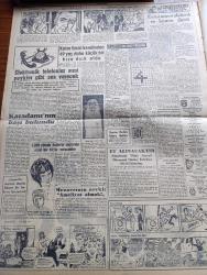 Cumhuriyet Gazetesi - 16 Aralık 1960 - Yanan Yugoslav Tankeri Peter Zoranoviç İstanbul'u Tehdit Ediyor - Amerikan Donanmasından Türk Hava Kuvvetlerinden Söndürme Malzemesi Geldi - Yanan Yunan Tankerinin Sahibi Meşhur Armatör Niarchos İstanbul'a Geldi - Personel Dairesi Kanunu Kabul Edildi - Erzurum Radyosu Neşriyata Başladı - Adnan Menderes'in Avukatına Da Örtülü Ödenek'ten Para Verilmiş - Hasan Polatkan'ın Avukatı Hüsamettin Cindoruk Dün Tevkif Edildi - Yakınları Düşükleri 50 Şer Kişilik Gruplar Halinde Ziyaret Edebilir - Tanker İnfilakının Resim Ve Hikayesi - 10. Köy Yazan Fakir Baykurt Yazı Dizisi - Atatürk'ün Tarihi Karyola Ve Masası Röportajı Yapan Sait Arif Terzioğlu - Sömürgecilik Konusu Bir Neticeye Bağlandı - Amerika Aya Yine Ulaşamadı - Burhan Felek Köşe Yazısı - Resimli Roman Başkasının Günahı Çizen Yves Sayol - Elektronik Telefonlar Suni Peykler Gibi Ses Verecek - Metin Oktay'ın Durumu Yarın Belli Olacak - Futbolcuların Lideri Jimmy Hill - Denizgücü Boks Birincisi Oldu