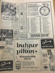 HÜRRİYET GAZETESİ 25 MART 1967 YIL :19 SAYI :6788--Değiştirme birliğini kontrol ettirmeyeceğiz --Bayram da arbede çıkan köyde 3 kişi öldü --Almanya da bir Türk arkadaşını öldürdü ---Belgrad ormanındaki veda partisi çılgınca geçti ---Demirel :Önce huzur sonra refah --Genelev de çalışan kadın yanarak öldü --İngiltere de ki Üniversiteler de seks ve zührevi hastalık arttı ---Clay ,Folley e hadi gelsene dedi bir yumruk vurdu gözünü patlattı --Muhammed Ali Clay Yine Dövdü --Feriköy -Göztepe --Jimnastikçi kızların gösterisi ilgi topladı --Kısır Yıldızlar : Para ve güzellik  şöhret hepsi onlarda  fakat anne olmanın saadetini bir türlü tatmadılar ---Kız kardeşine laf atan genci  öldürdü --Kayseri de tren yolu kapandı ---Pandomim ve Tiyatro gösterileri tertiplendi --Çavkaytar vefat etti --Milli Bisikletçiler Suriye ye Gitti--İsmail Kurt ,kulübüyle ihtilafa düştü --