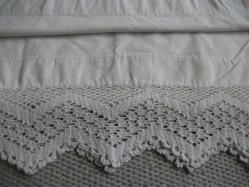 DANTELLİ İŞLEMELİ  - ÇİFT KİŞİLİK YASTIK