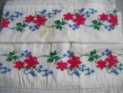 KANAVİÇE  İŞLEMELİ  - ÇİFT KİŞİLİK YASTIK