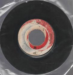 YILDIZ TEZCAN - PERİŞANIM / KARA KAŞLI HATİCEM - 45'LİK PLAK