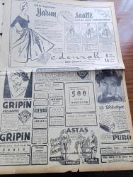 Cumhuriyet Gazetesi - 19 Mayıs 1954 - Onun İzinden Giderek Yazan Nadir Nadi Köşe Yazısı - 19 Mayıs Spor Ve Gençlik Bayramı - Adnan Menderes Kabinesinin Yeni Üyeleri - Çocuk Kral Ve Kraliçe Dün Akşam Seçildi - Kral Seçilen Vedat İrdelp - Kraliçe Seçilen Fatma Dural - Libyalılar Türkiye'yi İkinci Vatan Sayıyorlar - Fransa'da De Gaulle Yeniden Sahneye Çıkıyor Yazan Aydemir Balkan - Rusların Amerikalılara İade Ettikleri Gemiler Yazan Samih Sami - Müslüman Dünyasının Münevverleri Ve Atatürk Yazan Va Nü - Sigara Kalp Hastalıkları Da Yapıyor - Belediye Reisinin Odasında Çırılçıplak Soyunan Kadın - Burhan Felek Köşe Yazısı - Ses Sanatkarı Sabite Tur İle Gazino Arasında Çıkan İhtilaf- Bisikletle Dünya Turuna Çıkan Türk Genci Duygulu Antaç - Büyük Adli Hatalar Çeviren Mazhar Kunt Yazı Dizisi - Ay Dünyaya Radyo İşaretleriyle Haberler Mi Gönderiyor - Gripin - Profesör Nümbüs'ün Maceraları Çizgi Roman