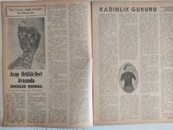 Çiçek Haftalık Aktüalite Sinema Tiyatro Müzik ve Magazin Dergisi - 10 Nisan 1952 - Sayı:4 - Linda Darnell - Joe F. Brown - Dalyan Boylu Kadın - Refik Halid Karay - Görüşler - Bana Kalırsa... - Erkeklerin iç yüzü - Osman Nihad - İdeal Vücut - Destine Emre - Arap İhtilalcileri arasında İngiliz Kemal - Kadınlık gururu - Hümaşah Hiçan - Orhan Özkey - Hayatımı kurtaran kobra - Mark Bryant - Hitler Tımarhanede - Necdet Rüştü Efe - Kimi sevdiğini söyle, sana seni anlatayım - Orhan Elmas - Haftanın en güzel filmleri - Saraylara ait müthiş ifşaat - Haluk Cemal Beydreşman - Müzeyyen Senar - Sadettin Işık - Lale Ali - Cahit Irgat - Orhan Elmas - Yakın şarkta beyaz kadın ticareti - Sahne ve perdemizin mesut çifti - Perihan ve Suavi Tedü - Kamara penceresinde ölüm - Baynard Kendrick - June Haver - Kadınlık Gururu - Bulmaca - Hitler tımarhanede - Aşk ve memleket romanı - Dağbaşı - Ali Kemal Meram - Dünyadaki garip hadiseler - Okuyucularla başbaşa - Aşk ve izdivaç - Muzaffer Tema -Tam Takım Dergi