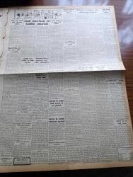 Cumhuriyet Gazetesi - 2 Şubat 1957 - Muhalefetin İşbirliği Mevzuu Tazeleniyor - Dokunulmazlıklarının Kaldırılması Taleb Edilen Milletvekilleri - Bütün Dünyayı İlgilendiren Aşk Macerası -  Adnan Menderes Dün Gece Libya'dan Döndü - İşçi Evleri Ve Resmi Arabalar İçin Sorular - İhtiyarlık Ölüm Sigortaları Tasarısı Mecliste Görüşüldü - 127.000  Kişiye 125.000 Ton Kömür Dağıtıldı - Suudi Arabistan Kralı Suud Amerika'da 60 Cadillac Ismarladı -  Belediye Zabıtası Dün Çalışmaya Başladı - İdam Sehpasında Can Veren Devletliler Derleyen Cemaleddin Saraçoğlu Yazı Dizisi - Despot Yazan Reşat Enis Yazı Dizisi - İkinci Bayezidin Çocukları Yazan Haluk Y. Şehsuvaroğlu - Tito'nun Amerika Seyahati Geri Kaldı - Kıbrıs'ta Tedhişçiler Bir Türkü Yaraladılar - Soprano Leyla Gencer Brezilyaya Davet Edildi - Londra'da Bulunan Kıymetli Türk Yazma Eserleri - Kadın Moda Köşesi - 1956 1957 Yunus Nadi Mükafatı Şiir Müsabakası - Resimli Romanımız Zırhlı Haydud Çeviren Mazhar Kunt Yazı Dizisi - Futbol Hakem Mektebi