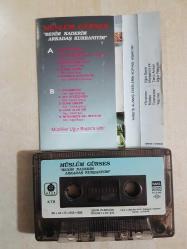 MÜSLÜM GÜRSES  ARKADAŞ KURBANIYIM BENİM KADERİM KAĞIT BASKI