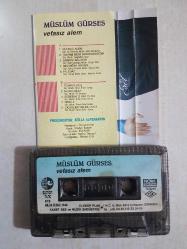 MÜSLÜM GÜRSES  VEFASIZ ALEM KAĞIT BASKI
