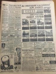 HÜRRİYET GAZETESİ 28 EKİM 1965 YIL :18 SAYI :6285--Demirel Kabineyi İlan Etti --:Hükümet programı 3 Kasım günü güven oyuna sunulacak :Seçimden 17 gün sonra kurulan kabineye enerji bakanı dışarıdan alındı ---Ürgüplü ile Demirel ,hatıra resmi çektirdi --Köy öğretmeni öz annesini kesti --Bilet almayan şarapçı yolcuyu polis kucakla otobüsten indiriverdi --Gürsel : Muhalefeti  ve vatandaşları yeni hükümete yardıma davet etti --Sistem Londra da  havaalanına düşen uçakta 36 kişi öldü ---Şeref ve Tuncay a nasihat edildi --Lazio :1 Beşiktaş :0--Türkiye Basketbol Ligi Önümüzdeki Yıl Başlıyor --Fenerbahçe ve Beşiktaşlı tekaütler gol atamadı ---Coca -Cola ,Pepsi -Cola arasındaki mücadele kızıştı --Hacıoğlu CKMP den istifa etti --Doğu Ekspresi Tatbikatı Yapılacak --Orgeneral Sunay Ankara ya döndü --