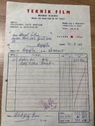 VİDEO KASET FATURASI - 25 AĞUSTOS 1993 - TEKNİK FİLM - MAHMUT ÖZDENİZ - VİDEO BANTLARI, KAMERA VE AKSESUARLARI - BEYOĞLU, İSTANBUL, ANTETLİ - KEMAL FİLM, MEHMET KEMAL SEDEN - BEYOĞLU, İSTANBUL - ISLAK İMZALI, KAŞELİ - 21 x 29 cm EBATLI ORİJİNAL FATURA,TÜRK SİNEMA - FİLM TARİHİ