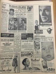 HÜRRİYET GAZETESİ 9 KASIM 1965 YIL :18 SAYI :6297--Çete reisi ,bir karakolun kaldırılması için Siirt Valisine ihtar Mektubu yolladı ---Üsler meselesi meclis te ağız  kavgası çıkardı --Rusya ,3 bin dolardan helikopter  teklif etti --55 Yaşındaki bir kadın ikiz doğurdu --İsim benzerliği yüzünden beş gün nezarette  kaldı --Üniversiteye giremeyen öğrencileri  zor durumda ---Kendine güvenen varsa gelip dükkanımı soysun --Celal Bayar ın  tahliye süresi 6 ay uzatıldı ---Önümüzdeki sene biraz üretim artacak ----Eski urbacı Moiz in oğlu Raul İzmir den gelin almağa geldi --Doğunun turistik Yakutiye Medresesi en kaz  yığını haline geldi --Fenerbahçe nin sadece adı kaldı --Fenerbahçe ümidini Nedim ve Selim e bağladı --Milli takım kafilesi 19 Kasım da gidiyor --Cephede çarpışan Vietnamlı cesur  kadını kocası öldürdü --Utanç Duvarı nın yerini alüminyum perde alıyor --İsveçli Açıkgöz Fizik öğretmeni yeni bir skandal ortaya çıkardı ---Moskova da bir at pazarı açıldı ---Toto da 13 maçı bir kişi bildi -