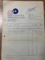 MUHTELİF STÜDYO KAYDI FATURASI - 9 EYLÜL 1993 - ARI YAPIM REKLAMCILIK VE YAYINCILIK TİC.LTD.ŞTİ. - MECİDİYEKÖY, İSTANBUL, ANTETLİ - KEMAL FİLM, MEHMET KEMAL SEDEN - BEYOĞLU, İSTANBUL - ISLAK İMZALI, KAŞELİ - 21 x 29 cm EBATLI ORİJİNAL FATURA,TÜRK SİNEMA - FİLM TARİHİ