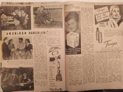 Yıldız Haftalık Aktüalite Sinema Tiyatro Müzik ve Magazin Dergisi - 29 Kasım 1952 - Sayı:101 - Ayla Karaca - Dert Ortağı - Artist Fıkraları - Bourjois Parfüm Reklamı - Haftanın Filmleri - Vehbi Belgil - Jane Powell yeniden bir misafir bekliyor! - Bizden haber - Cahit Irgat - Atıf Kaptan - Gizli yara - Kocatepe'nin 5 atlısı - Haftanın yerli filmi - Kocalarının Yükselmesine Çalışan Hollywood Kadınları - Sahiye Sağman - Alan Ladd - Susan Hayward ve hayatını dolduran üç sevgi - Hayatından memnun - Hayret uyandıran aşk sahnesi - Sabahat Tanık - Oğuz Özdeş - Amerikan haberleri - Jeff Chandler - Tony Curtis - Savaş çil ilacı reklamı - Jablonec cam düğmeleri - Gripin İlaç Reklamı - Fredo Çocuk Pudrası reklamı - Genç İstidatlar - Yeni Çevrilen Filmler - Üklü Torun-  Cemil Akyıldız-  Hüseyin Aksoy - Fahri Kartal - Nurettin Yetiş - Cevat Buyuran- Mustafa Özsarıoğlu - Tokalon Krem Reklamı fotoğraf ve haberi - Dergi tam değildir sadece 20 sayfası mevcuttur