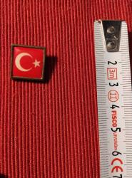 Türk Bayrağı rozet