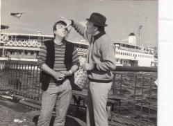 Bilen Kazanıyor Filmi 1965 Oyuncular Münir Özkul Öztürk Serengil Gönül Yazar Hulusi Ketmen Fotoğraf